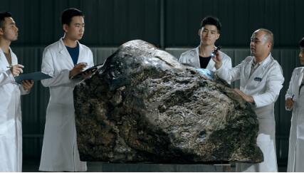 《泰晤士报》大篇幅剧透:简一将携九大发明亮