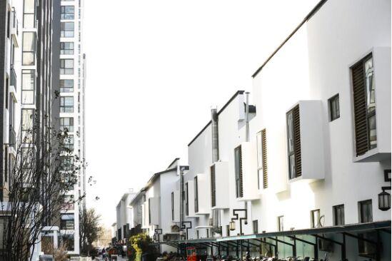 用2.2亿聆听你的声音 孔雀城“家园成长计划”让老社区换新颜