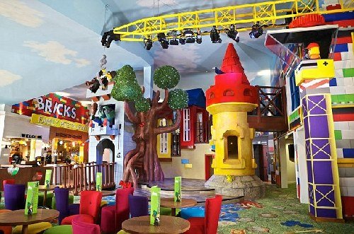 每个房间都有积木!加州乐高主题公园首开酒店