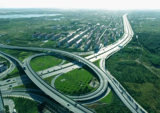 2014 如何上头条  大学里靠实力不靠运气_房产