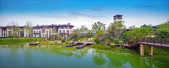 置业 | 鸿坤原乡半岛 领创京津大湖别墅标杆_房产_腾讯网