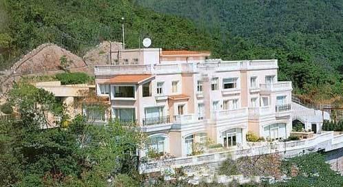 李嘉诚豪宅严密似堡垒 挖地道都进不去