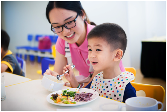 为孩子健康筑基：走进淘乐思幼儿园的“中央厨房”