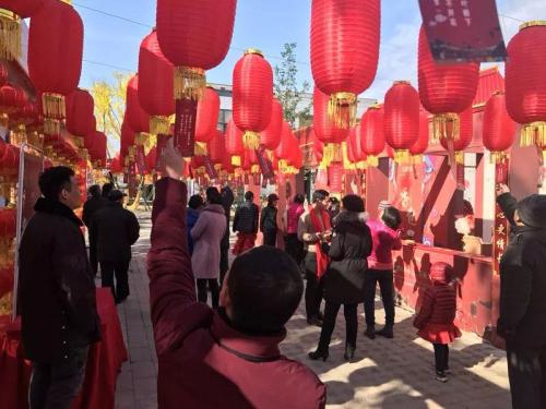 传统“汉式”庙会闹新春 “庙”不可言