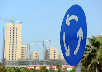 房企大佬房价涨跌之争:未来十年房价将自然下降?-房价涨跌口水战...图片 21729 424x300