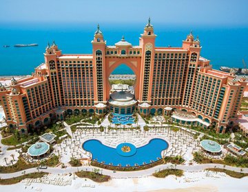 郭广昌投百亿复制迪拜七星酒店 加码旅游商业