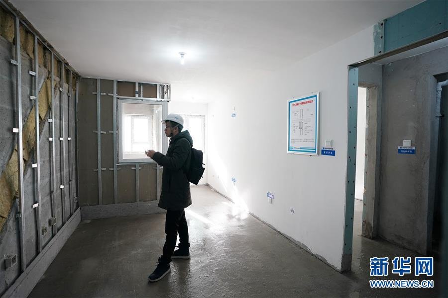 北京:朝阳区黑庄户定向安置房项目封顶