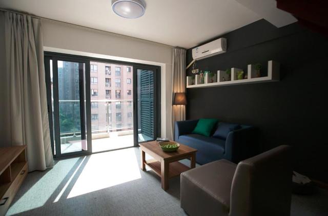 智力产业园区和上坤极客公寓战略合作签约仪式举行