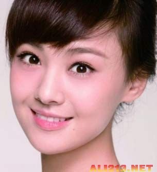 揭秘中国校花明星的上位路