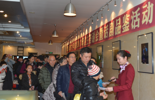 “知风华·贵相伴”世华龙樾话剧品鉴活动圆满落幕