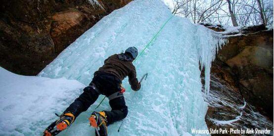 冬季冰雪游 五大湖上的极速诱惑！