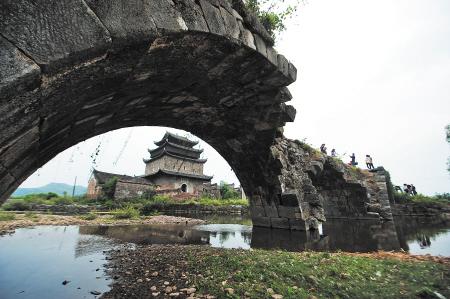 江永县上甘棠村是湖南发现的年代最为久远的千年古村落之一,留下的古