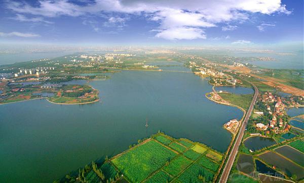 大雨拷问 海绵城市为何难成吸水海绵?