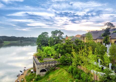 原山造墅价格仰望的墅居城市净水系统典范别墅图片