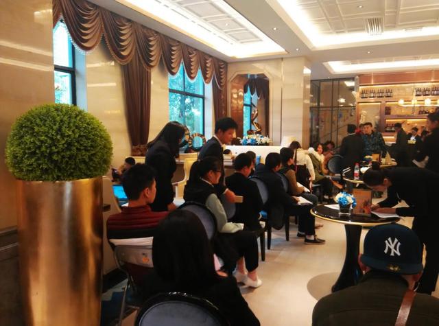 天鸿中央大院2#公寓11月12日启动销售