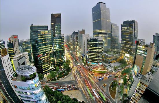 美媒称,对首尔最富裕地区之一江南区的高端房产的兴趣使韩国首都登上