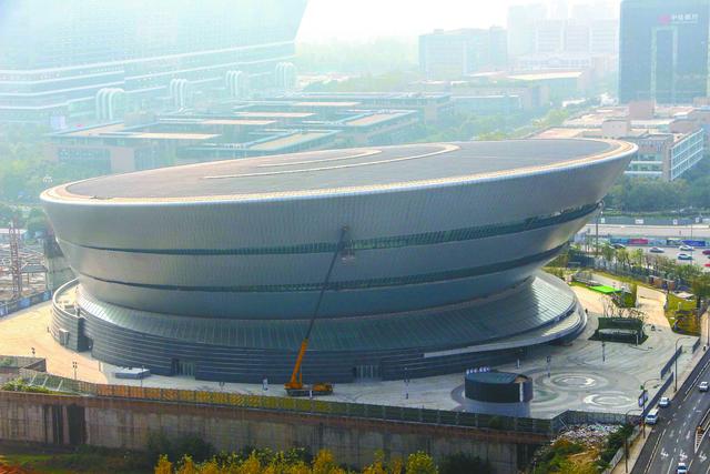 天府文化新地标 成都演艺中心今日“开门秀”