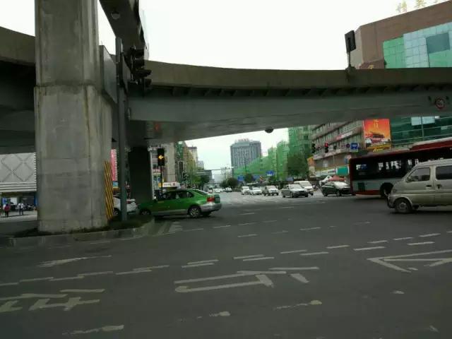 成都二环买房看这里 附在售楼盘半年前后价格