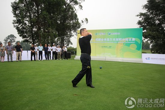 华侨城杯成都业余高尔夫球积分排名赛盛大开幕