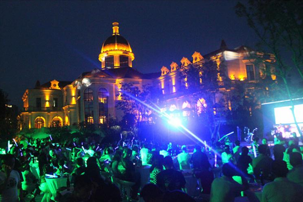 世茂天空之城音乐会,哈雷摇滚嗨翻照母山!