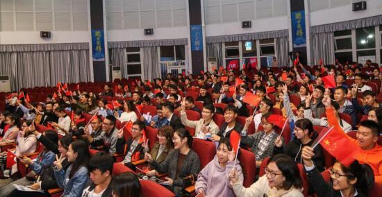 新鸥鹏地产2018年校园招聘走进西南大学