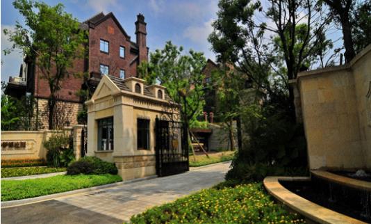 世界级山屿湖巨著 融创欧麓花园城惊艳房交会