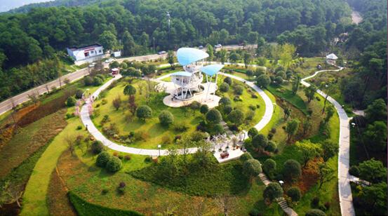 财信赖特与山奢享铁山坪顶级配套 演绎豪门尊崇人生_房产重庆站_腾讯网