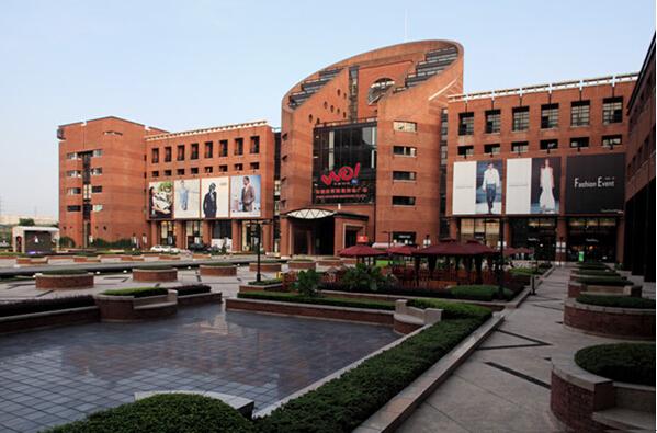 重庆首席新加坡风情社区 英利狮城花园即将圆