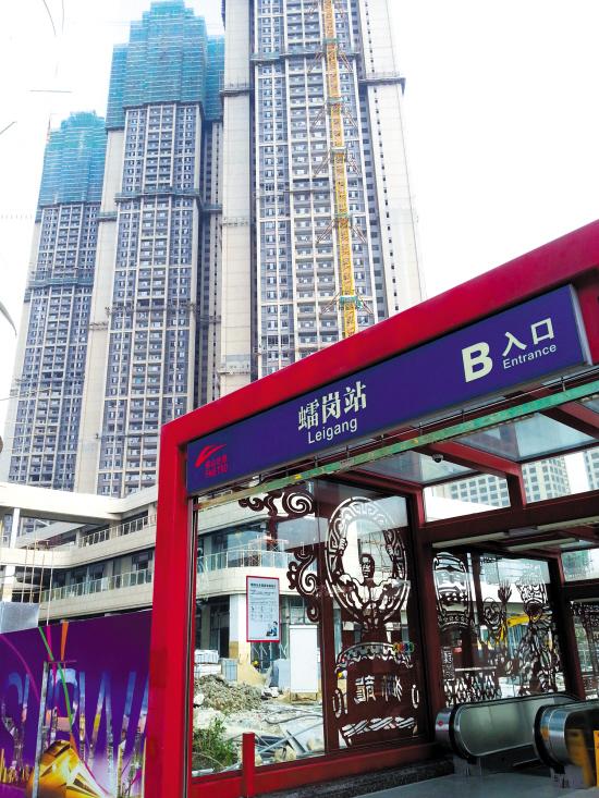 广佛线佛山段地铁站旁有不少大型社区,受到广州买家追捧