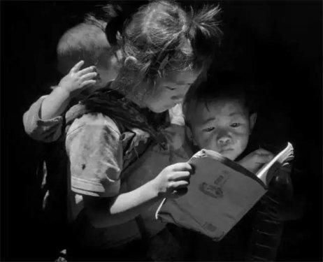 爱心捐书千里行 书送希望圆山区孩子一个梦