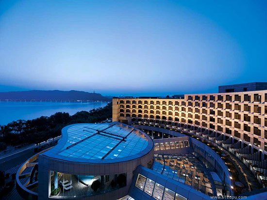 融信白宫:以凯悦为名 打造福州新一代江湾社区