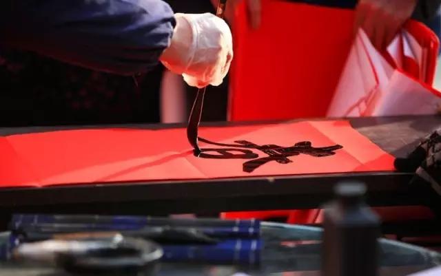 泰启中国年邀您对春联 泰禾集团即日起面向全国征集原创春联_房产福州站_腾讯网