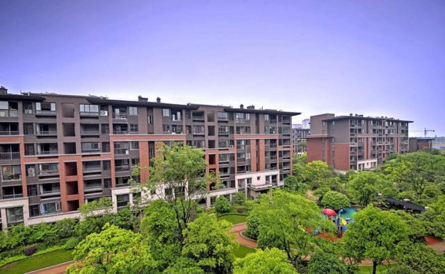 楼市交易进入淡季 今年住房租赁市场或迎来井