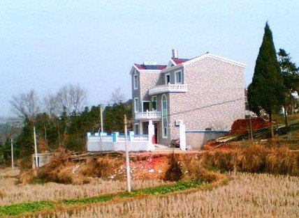 网友实拍安徽农村房 真正的小别墅田园生活