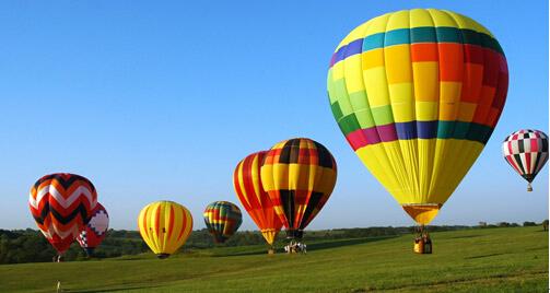 玩转五一飞跃天河社区 天宸原著英伦嘉年华将