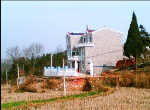 网友实拍安徽农村房 真正的小别墅田园生活
