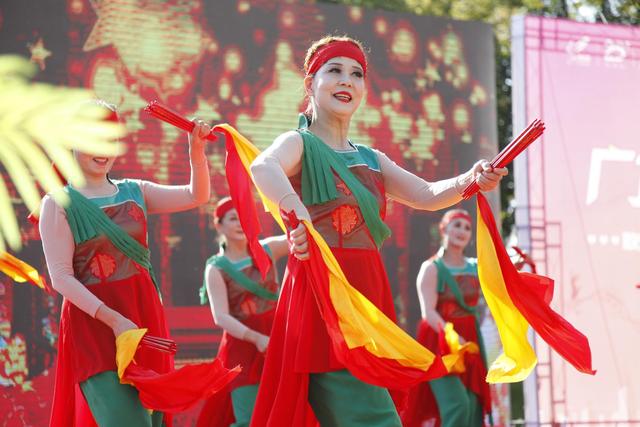 碧桂园全国广场舞表演赛盛大举行