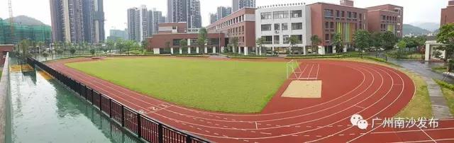 广大附中南沙实验学校 规划:建设设置36个高中班,24个初中班,36个小
