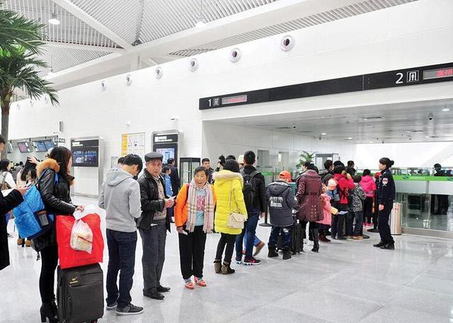 30日起,惠州机场5个航班登机手续可随到随办