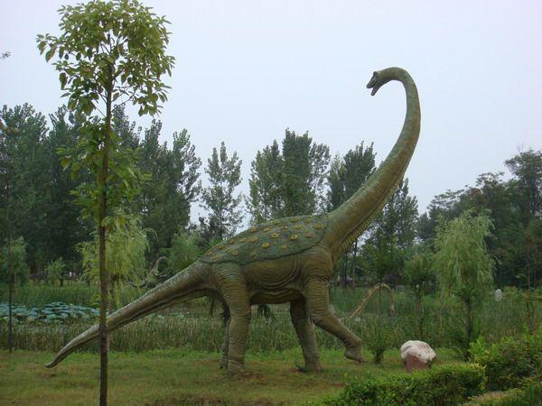 中锴·华章恐龙展5月登场 开启魔幻侏罗纪世界