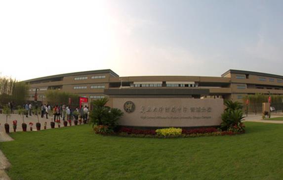 上海市学校外国语校园?是私立初中公立的?想进去a学校世界还是趣事500字图片