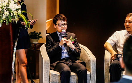 (克而瑞高级分析师赵攀讲解产城融合)