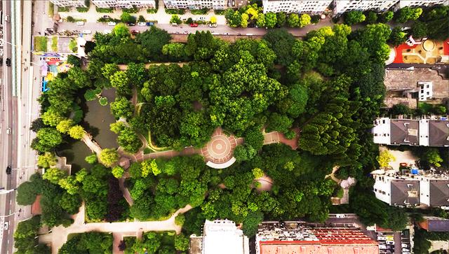 小Q跑盘:都是彭浦新村 新房却比二手房贵2万\/