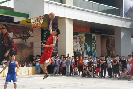 【佳兆业龙岗大道1号】挑战传奇三人篮球赛