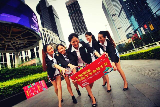 十里银滩创意派单全城轰动 盛夏清凉 赶海 去!