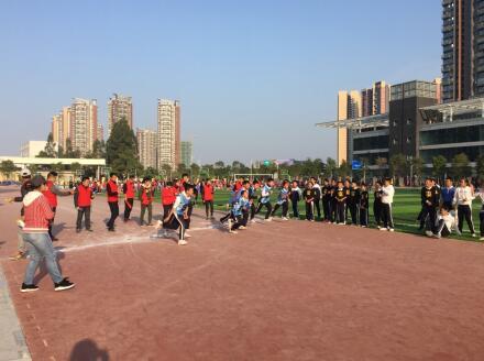 华师大附属龙岗大运学校首届田径运动会盛大启