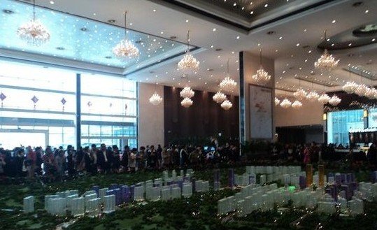 炎炎夏日花果园楼盘一天成交319套_房产深圳站_腾讯网