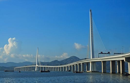 全球湾区新高地 宅市最强片区:深圳湾公馆地解