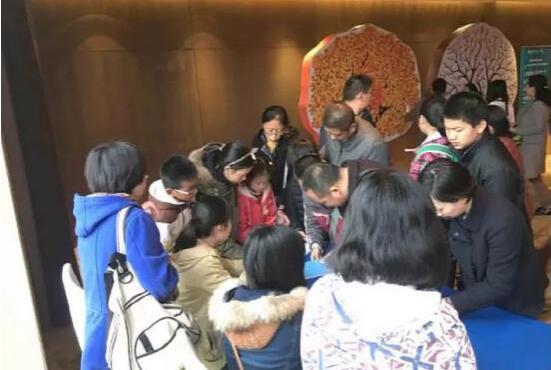 寓教于乐学作文 2017华侨城楚才公益大讲堂圆