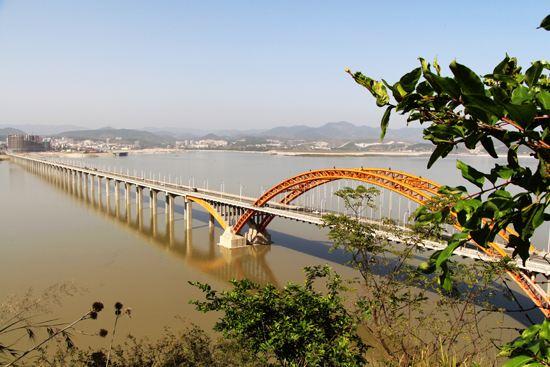 汉江中下游全线超设防水位